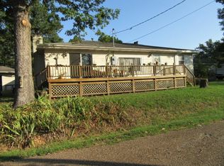 200 Zachary Rd, Rockaway Beach, MO 65740