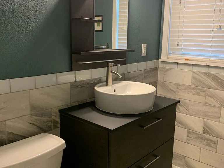 805 W Christopher Dr — Photo 35