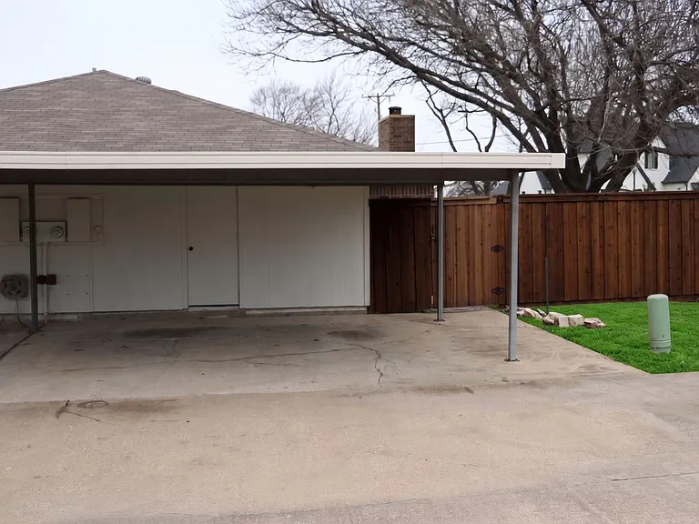 728 Cory St — Photo 8
