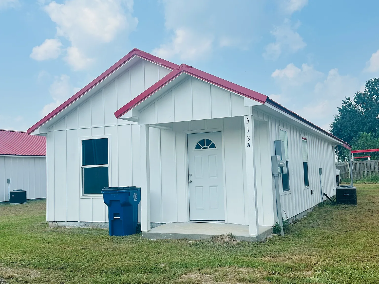 511 Hamilton St — Photo 1