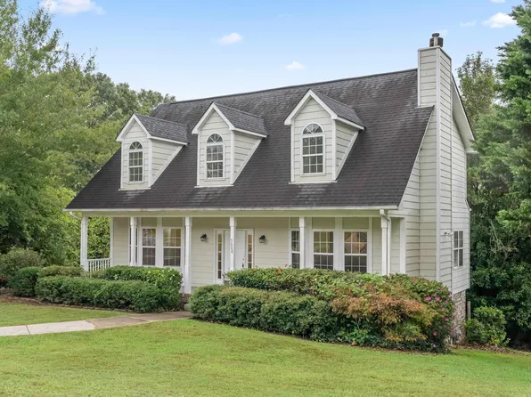 5008 Gold Leaf Ln, Pinson, AL 35126