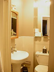 Rented by R New York