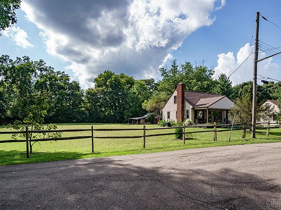 2nd image of 10581 Chipstone Dr