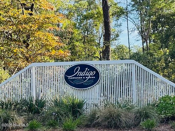 4th image of 752 Indigo Village Ct