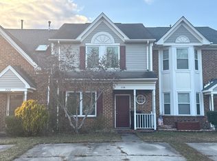 720 Hunters Quay, Chesapeake, VA 23320