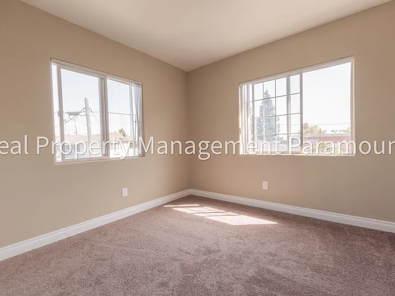 3831 S Wall St — Photo 13