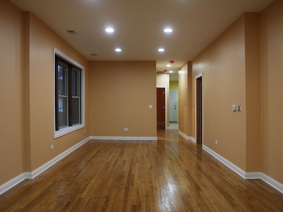Living Room / Dining Room