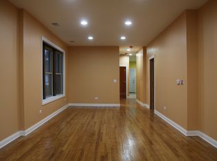 3753 W Addison St, Chicago, IL 60618