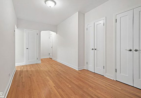 5th image of 120 E 89th St APT 4B