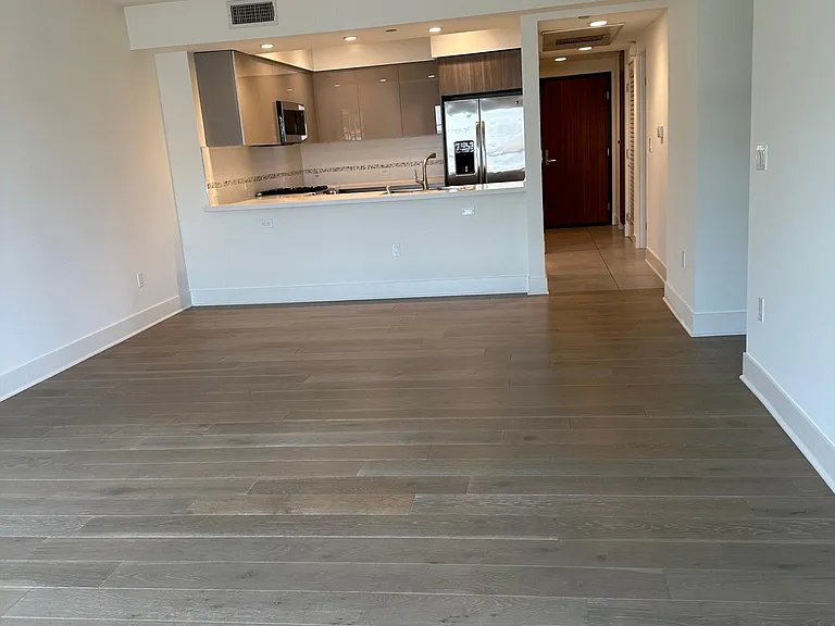 10269 Santa Monica Blvd #403 — Photo 3