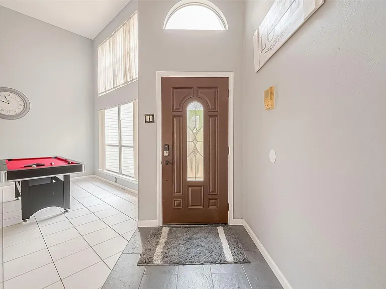 9310 Corner Oaks Ln — Photo 8