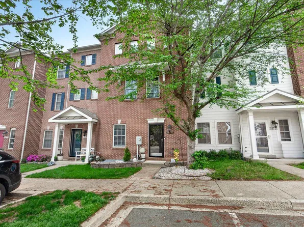 18733 Falling River Dr, Gaithersburg, MD 20879