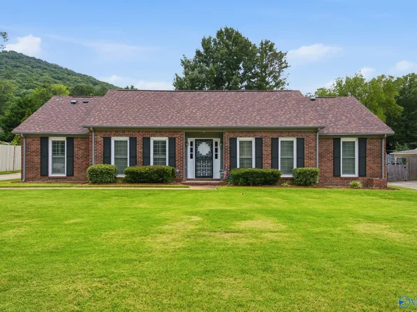 1710 Willowbrook Dr SE, Huntsville, AL 35802