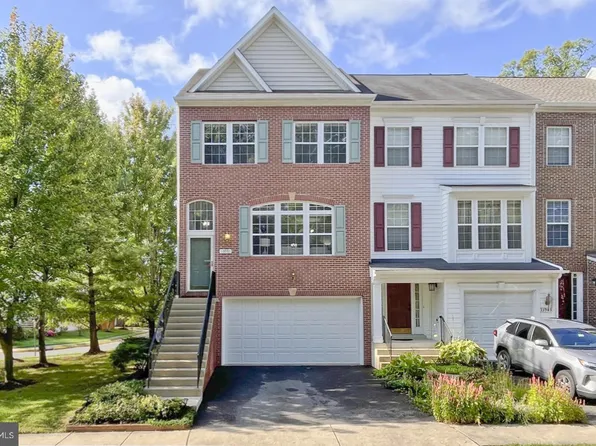 13901 Gothic Dr, Centreville, VA 20121