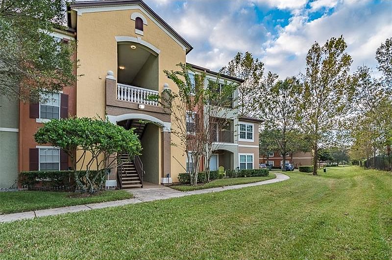1st image of 724 Crest Pines Dr APT 522