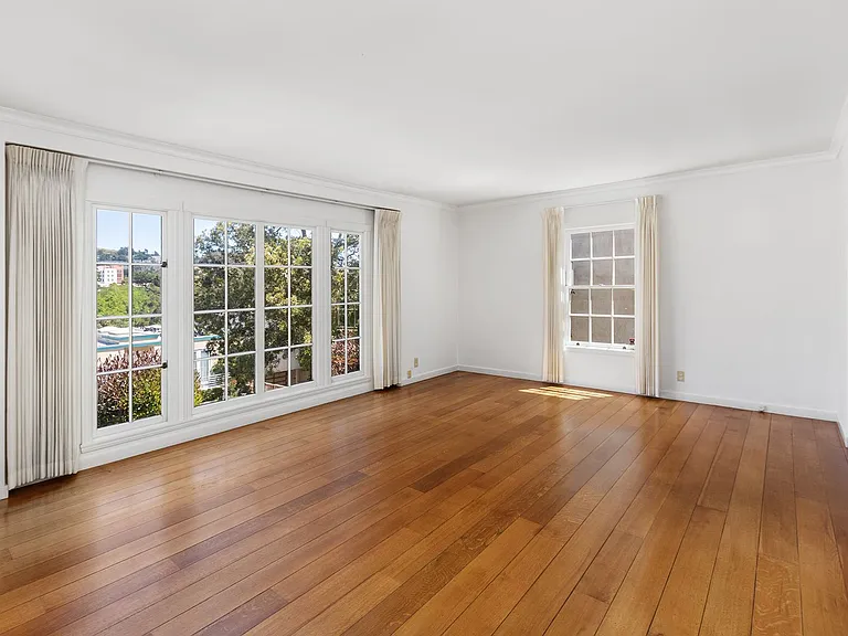 80 Castenada Ave — Photo 5