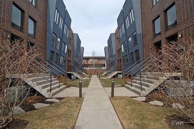 1st image of 2700 W Bryn Mawr Ave Unit F