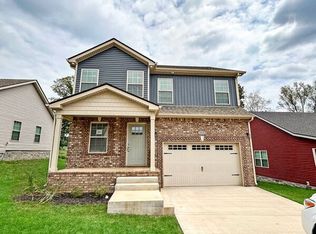 1252 Cardinal Creek Dr, Clarksville, TN 37040