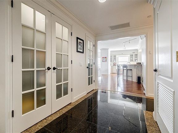 5th image of 195 14th St NE #Penthouse 206