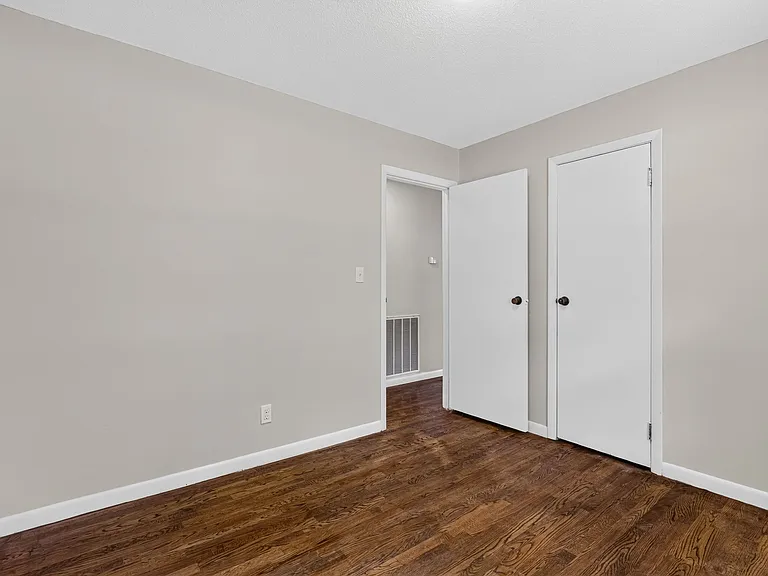 906 Vandora Ave — Photo 21