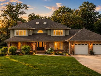 402 Rolling Meadow Dr, Valparaiso, IN, 46385
