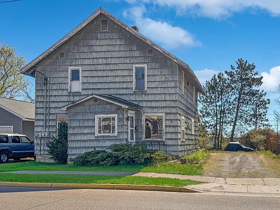 5th image of 628 Thayer St