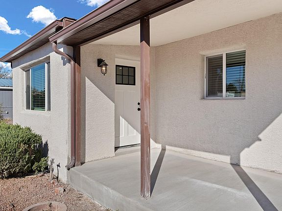 3rd image of 1327 Ponderosa Ave NW