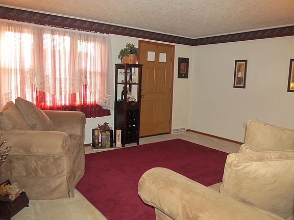 3rd image of 491 W 41st St