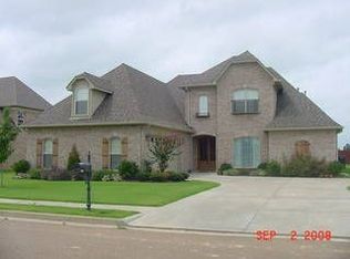 2819 Summit Dr, Hernando, MS 38632