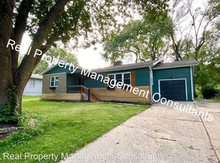 306 SE Corder St, Lees Summit, MO 64063