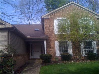 3rd image of 7636 Huntington Dr #7636