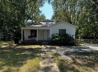 705 Dennis St, Springhill, LA 71075
