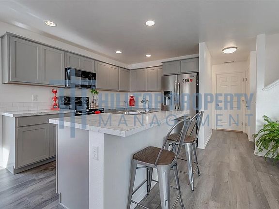 3rd image of 10639 Swift Springs St