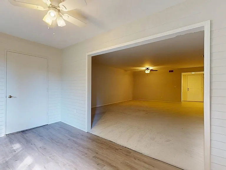 418 Spring Lakes Blvd — Photo 6