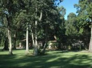 135 Greenwoods Ln, Lakeland, FL 33813