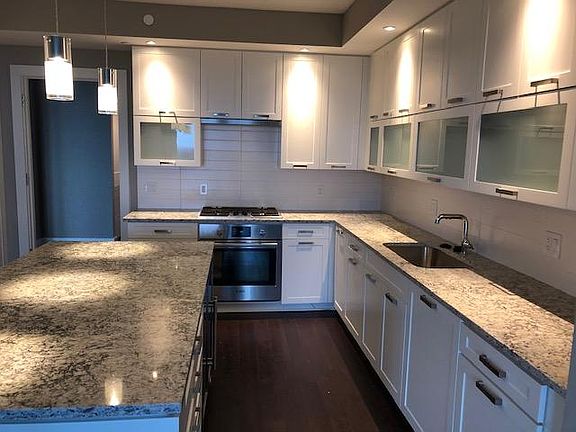 5th image of 4960 Fairmont Ave