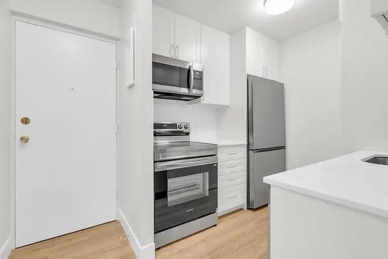 1st image of 1220 Hamilton St #1B