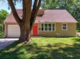 7401 SW 12th St, Des Moines, IA 50315