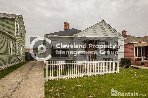 1st image of 920 Dawnwood Dr