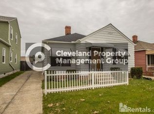 920 Dawnwood Dr, Parma, OH