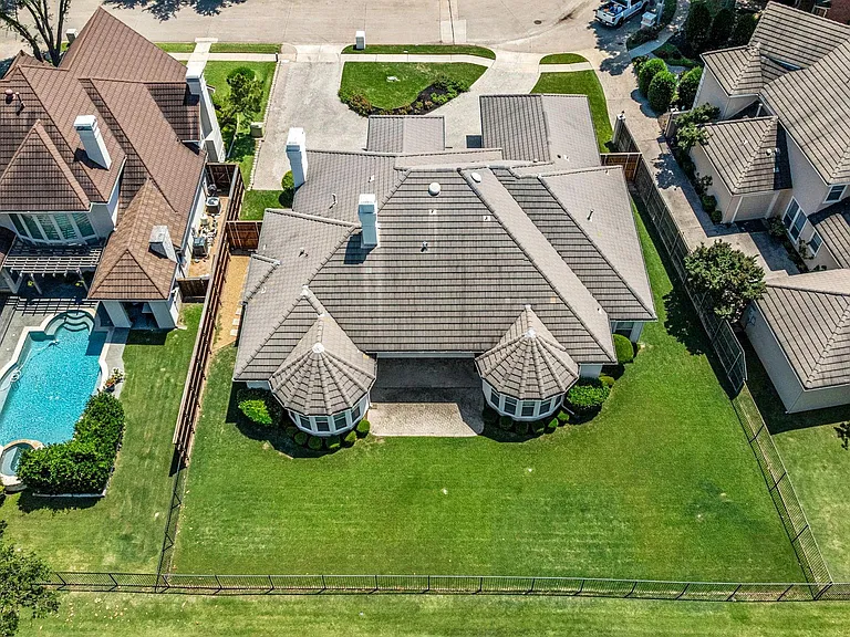 5113 Malvern Dr — Photo 33