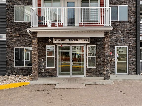 3rd image of 1818 Rutherford Rd SW #237