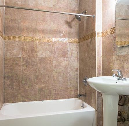 5th image of 1362 Dekalb Ave APT 3L
