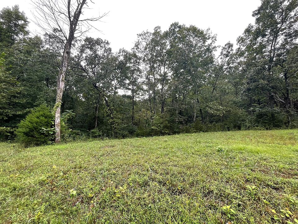 1st image of 8 Cumberland Xing