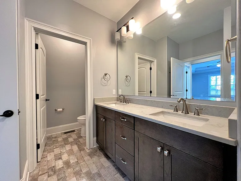 1121 Andalusian Way — Photo 15