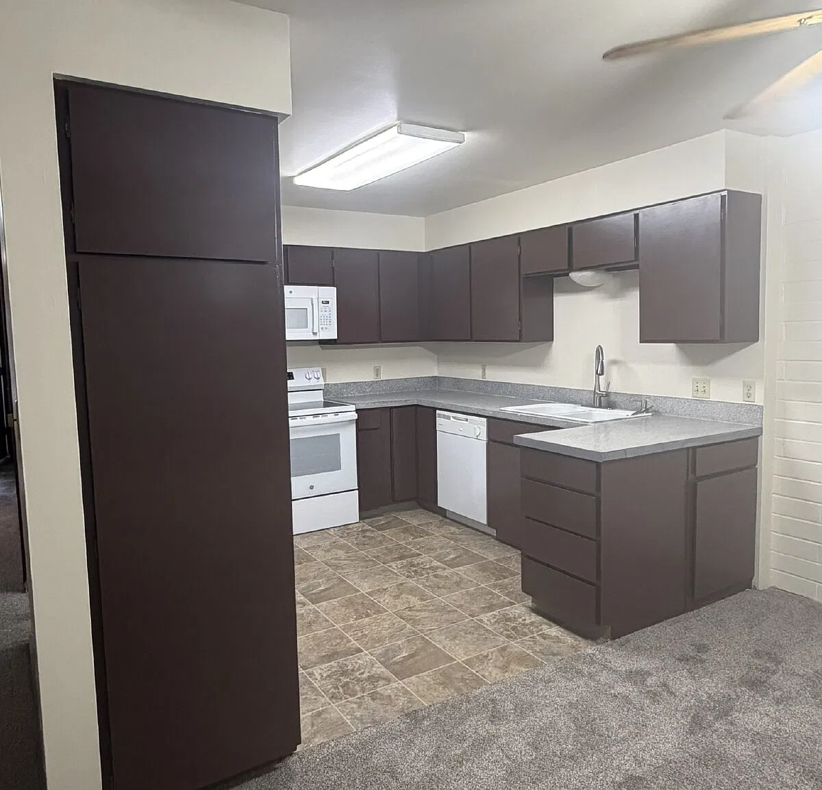 2 bed, 1.0 bath, 900 sqft, $1,525 — Photo 3