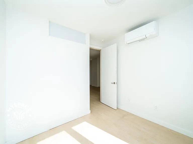 280 Meeker Ave #801 — Photo 10
