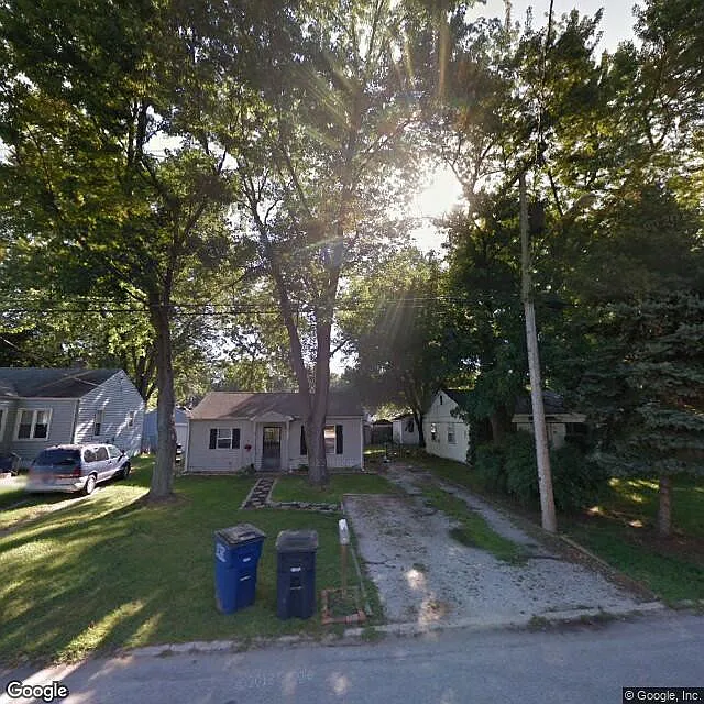 522 Davidson Ave photo 1