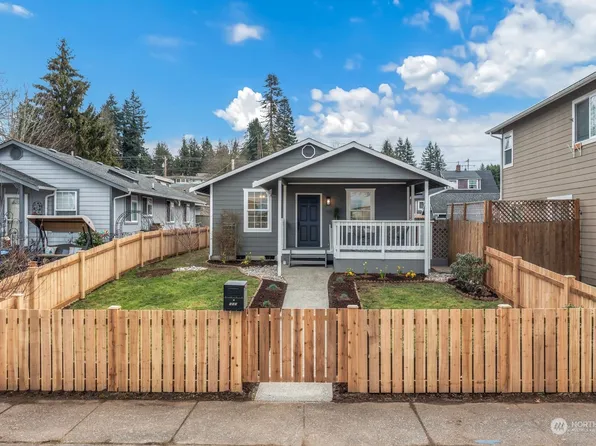 111 N Washington Avenue, Arlington, WA 98223
