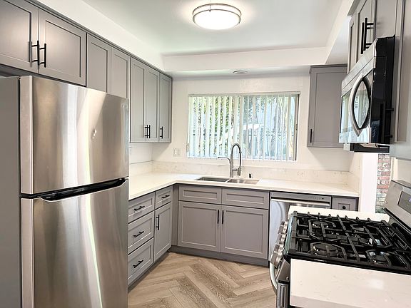 5th image of 3526 Jasmine Ave APT 3